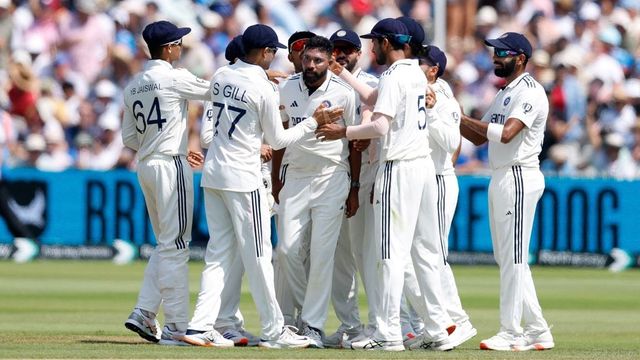 Watch: Siraj gives fiery send-off to Ben Duckett, forces umpires to intervene
