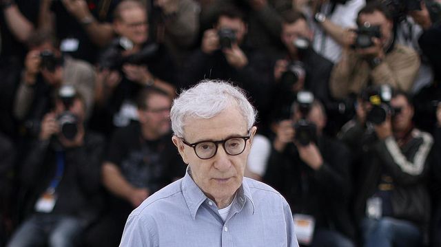 Gyermekei nem támogatták, végül mégis megjelent Woody Allen önéletrajza