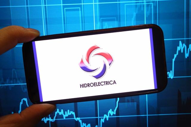 Ce se întâmplă cu prețurile la energie? Hidroelectrica nu intenționează nicio majorare a prețurilor de furnizare a energiei electrice