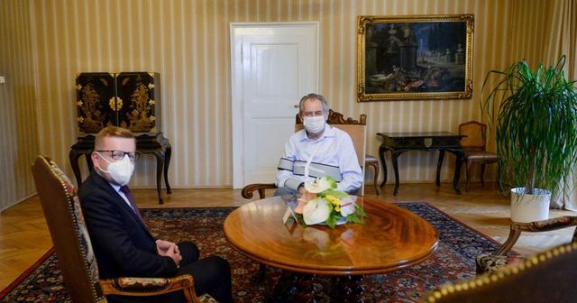 Náměstek Mlsna na schůzce v Lánech Zemanovi potvrdil zájem stát se šéfem antimonopolního úřadu