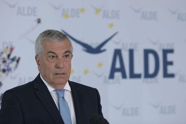 Tăriceanu, despre schimbarea siglei și denumirii ALDE România: Nu există un termen