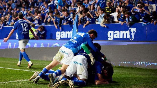 El Oviedo regresa del infierno 24 años después y vuelve a Primera