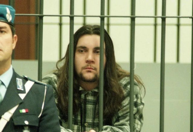 ++ Sterminò famiglia, Del Grande fugge da comunità ++