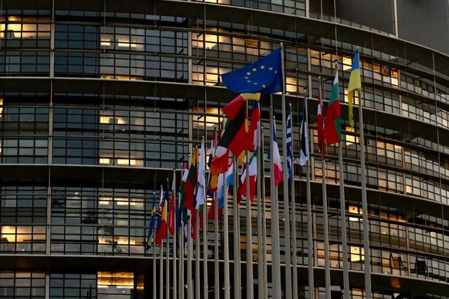 Planul UE pentru a opri importurile de gaze din Rusia până la sfârșitul anului 2027