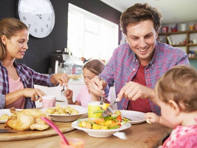 Alimentazione, nutrizionista Bernardi: “Bene carni bianche anche nella dieta mediterranea”