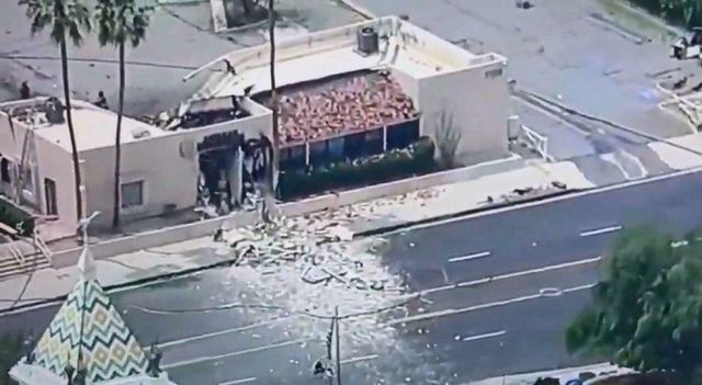 Bomba vicino clinica in California, un morto e 5 feriti