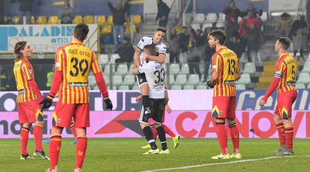 Calcio, Serie A: Parma-Lecce 2-0 il finale