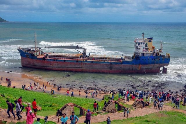 Bangladeshi ship runs aground at Visakhapatnam beach
