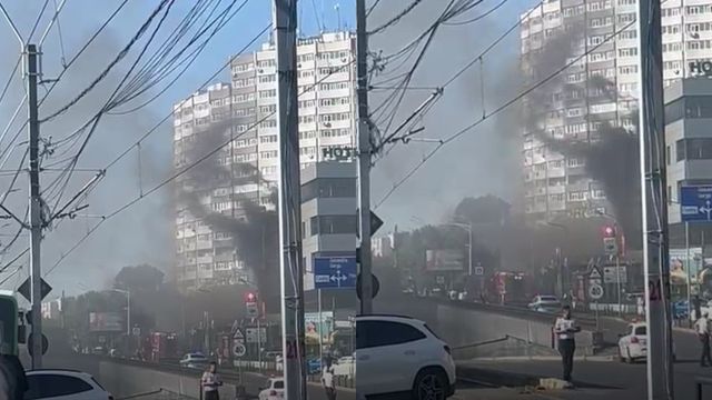 Incendiu devastator la un cunoscut hotel din România! Zeci de persoane evacuate