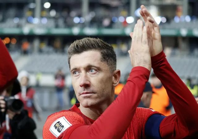 El Barça y Lewandowski se alejan