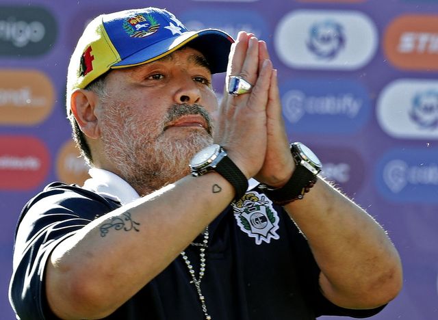 Maradona azt reméli, hogy Isten keze véget vet a járványnak