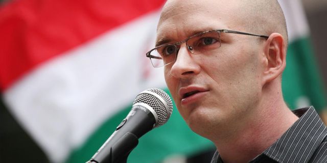 Far-hát kommandónak nevezte a Jobbik médiatanácsadója a párt nyugdíjas aktvistáit