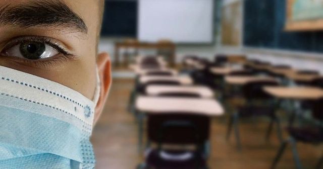 Koronavírus – Ausztriában egy héttel később nyitnak az iskolák a tervezettnél