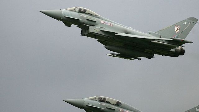 Два руски военни самолета нарушиха за секунди въздушното пространство на Литва