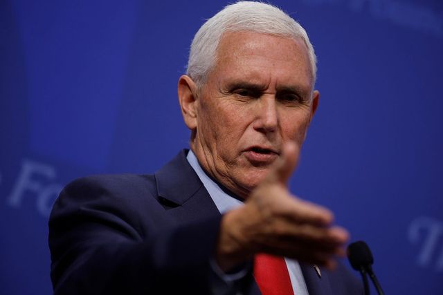 Locuința lui Mike Pence, percheziționată de FBI în dosarul documentelor clasificate