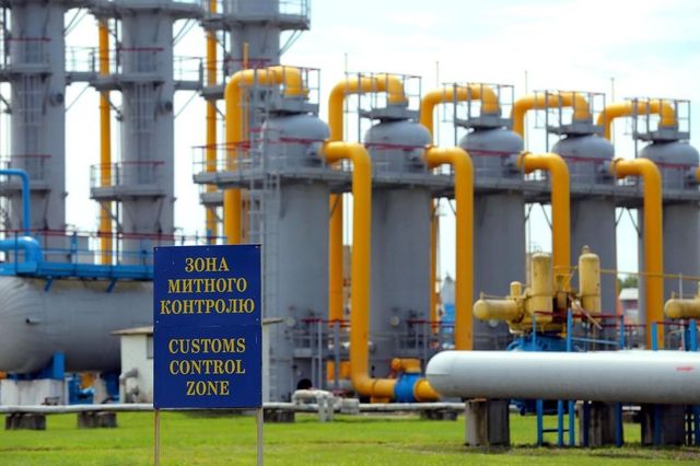 Traderii europeni de gaze naturale au început să depoziteze gaze naturale în Ucraina, datorită prețurilor mici