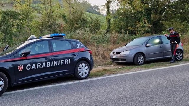 Spari contro campo rom a Caivano