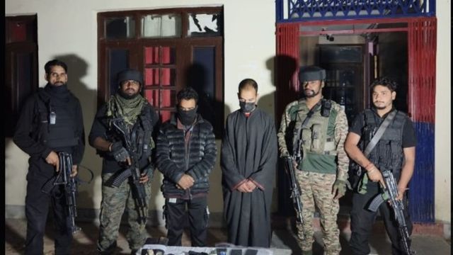 2 Terrorist Associates Arrested In Shopian Joint Operation, Arms Recovered