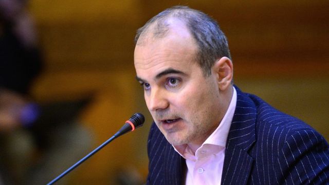 Rareș Bogdan a amenințat cu demisia de la Realitatea TV după ce Oreste și Oana Stăniculescu au fost interziși pe post
