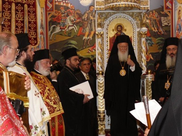 Вселенската патриаршия удължи ограничителните мерки поради коронавируса