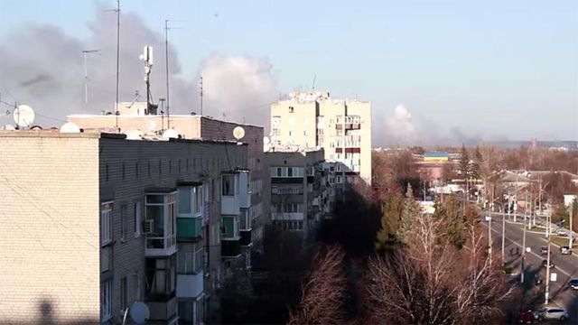Серия взрывов прогремела на украинском военном арсенале