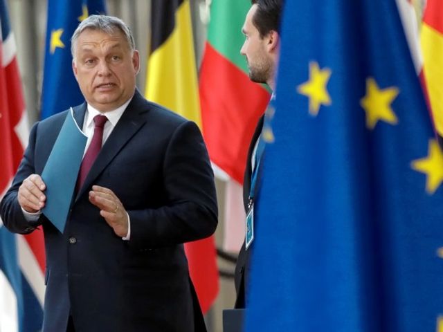 Орбан постави условията, при които партията Фидес ще остане член на ЕНП