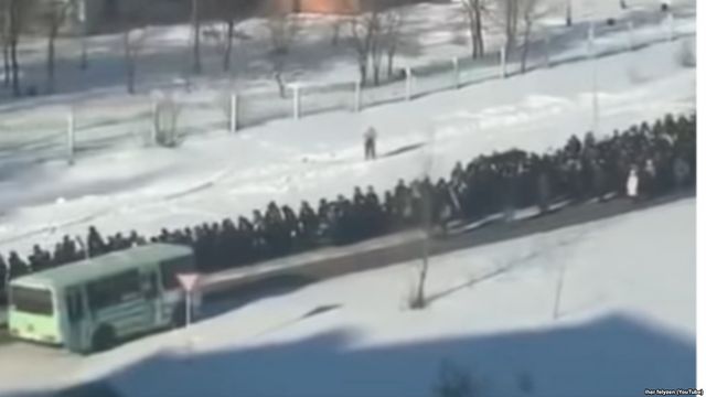 Полиция задержала блогера, выложившего видео похорон криминального авторитета в Амурске