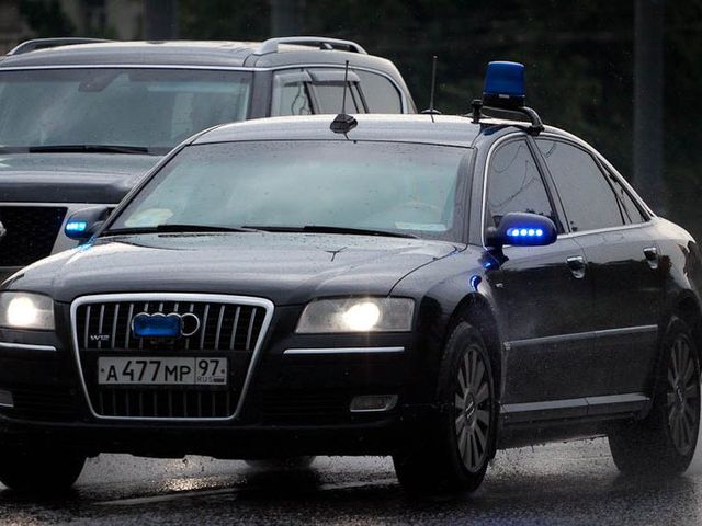 Сотрудника Ространснадзора уволили после обнаружения 66 машин у его жены