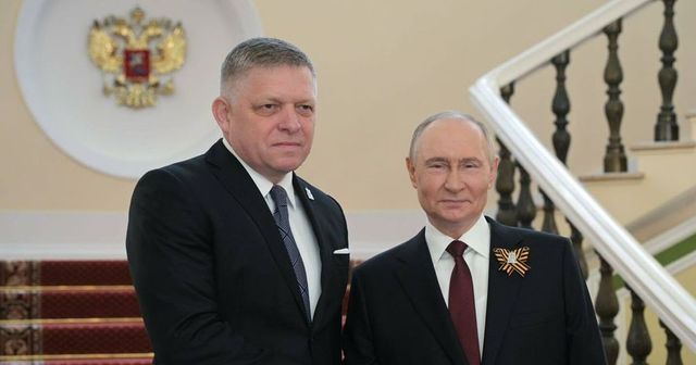 Fico se v pátek sejde se Zelenským, předtím má jednat s Putinem v Číně