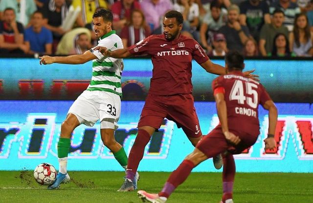 Dan Petrescu ar putea rata meciul cu Celtic, după ce i s-a făcut rău