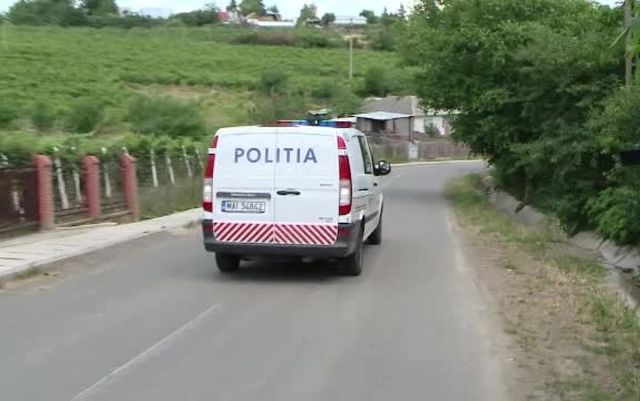 O femeie din Brăila și-a înjunghiat concubinul cu 11 ani mai tânăr