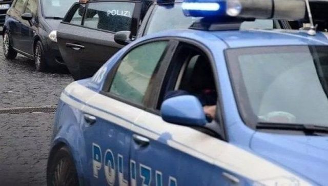 Polizia sventa sequestro di persona nel Barese, sette arresti