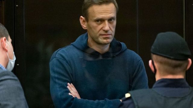 Navalnâi riscă o amendă de peste 10 000 de euro și închisoare pentru defăimarea unui veteran din al Doilea Război Mondial