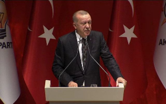 Erdogan amenință că va deschide porțile spre Europa pentru milioanele de migranți sirieni din Turcia