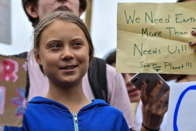 Greta Thunberg sfida Trump sul clima davanti alla Casa Bianca