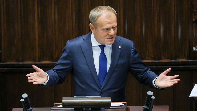 Donald Tusk megnyerte az általa indított bizalmi szavazást