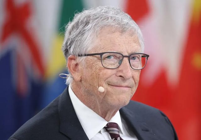 Bill Gates pide a los líderes mundiales centrarse en la salud y la adaptación climática antes que en las metas de temperatura