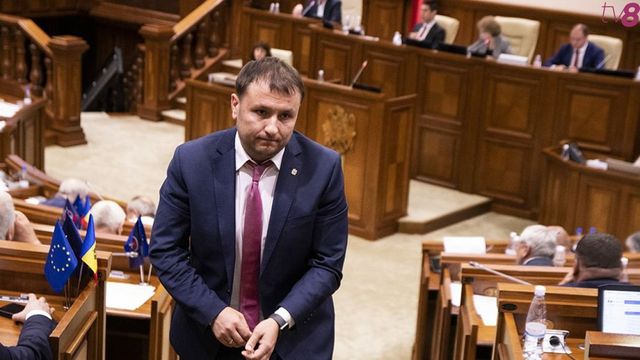 Deputat PDM, despre plecarea lui Gațcan: Nu a rezistat ofertelor grase