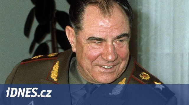 Zemřel maršál Jazov, dva roky velel okupačním vojskům v Československu