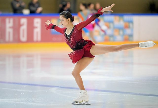 Медведева стала лидером короткой программы финала Кубка России