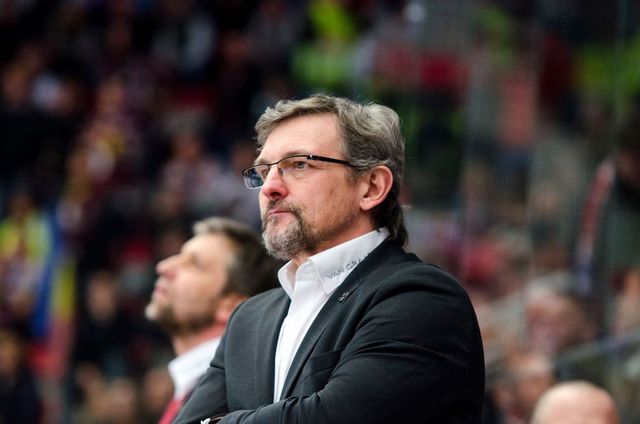 Hokejisty Brna dnes povede místo Martince jako hlavní trenér Modrý