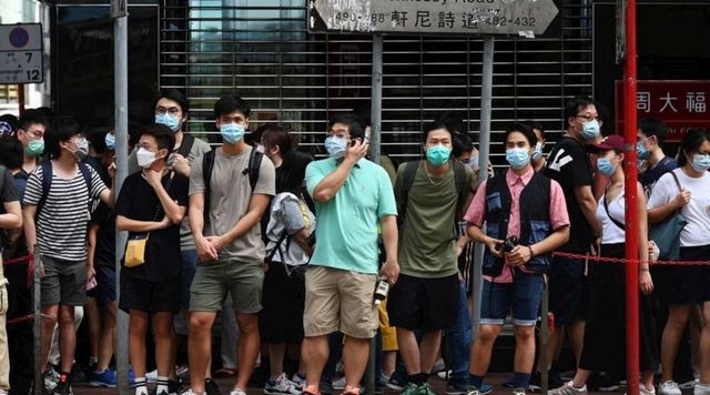 Coronavirus, primo lockdown per migliaia di persone a Hong Kong
