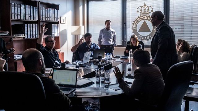 La miniserie de Movistar Plus+ que en 2022 ya vaticinó nuestro comportamiento en caso de apagón generalizado