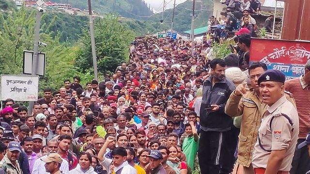 Char Dham Yatra Suspended For 24 Hours As Heavy Rain Continues To Lash Uttarakhand