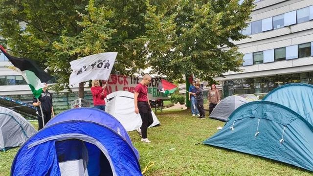 Ucei, pericoloso minuto silenzio a scuola solo per Gaza