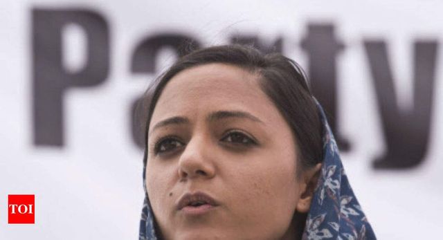 Shehla Rashid cries for Kashmir, quits electoral politics