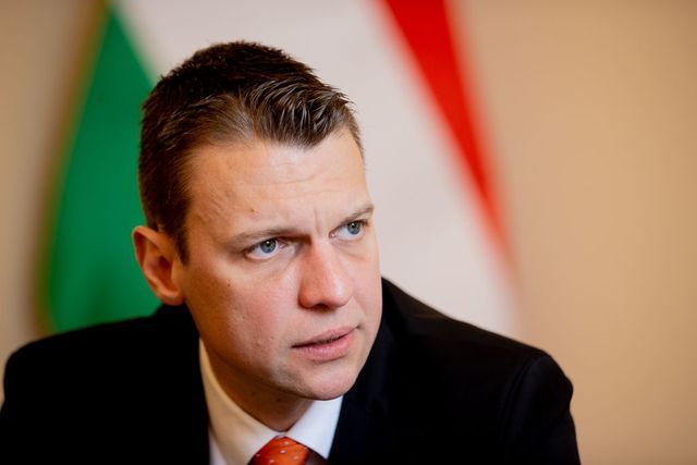 Menczer Tamás szerint a szlovák parlament elnöke elnézte a naptárat