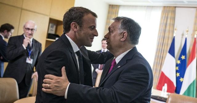 Macron meghívta Orbánékat ebédre
