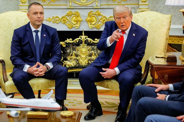 Bude-li si Polsko přát, pošleme mu víc amerických vojáků, řekl Trump