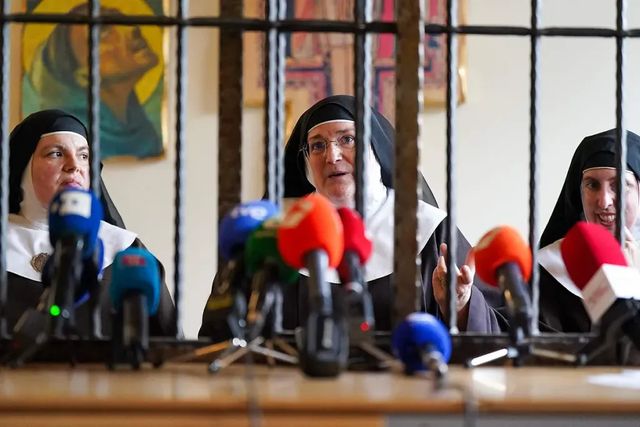 La juez da la razón a la Iglesia y ordena el desahucio de las ex monjas de Belorado